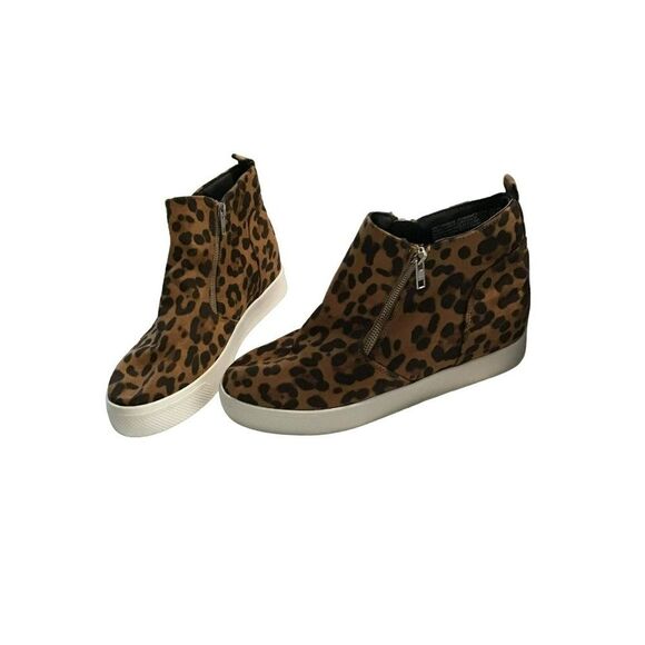 Time and Tru Women’s Leopard Print Ankle Sneakers - Picture 1 of 9